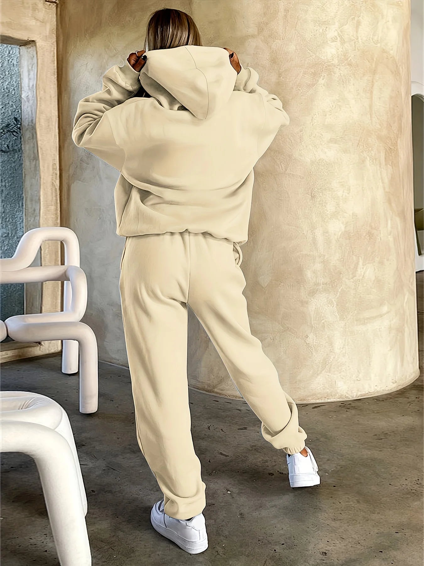 Women’s Queen Tracksuit Set - Cozy Hoodie + Joggers 2pc