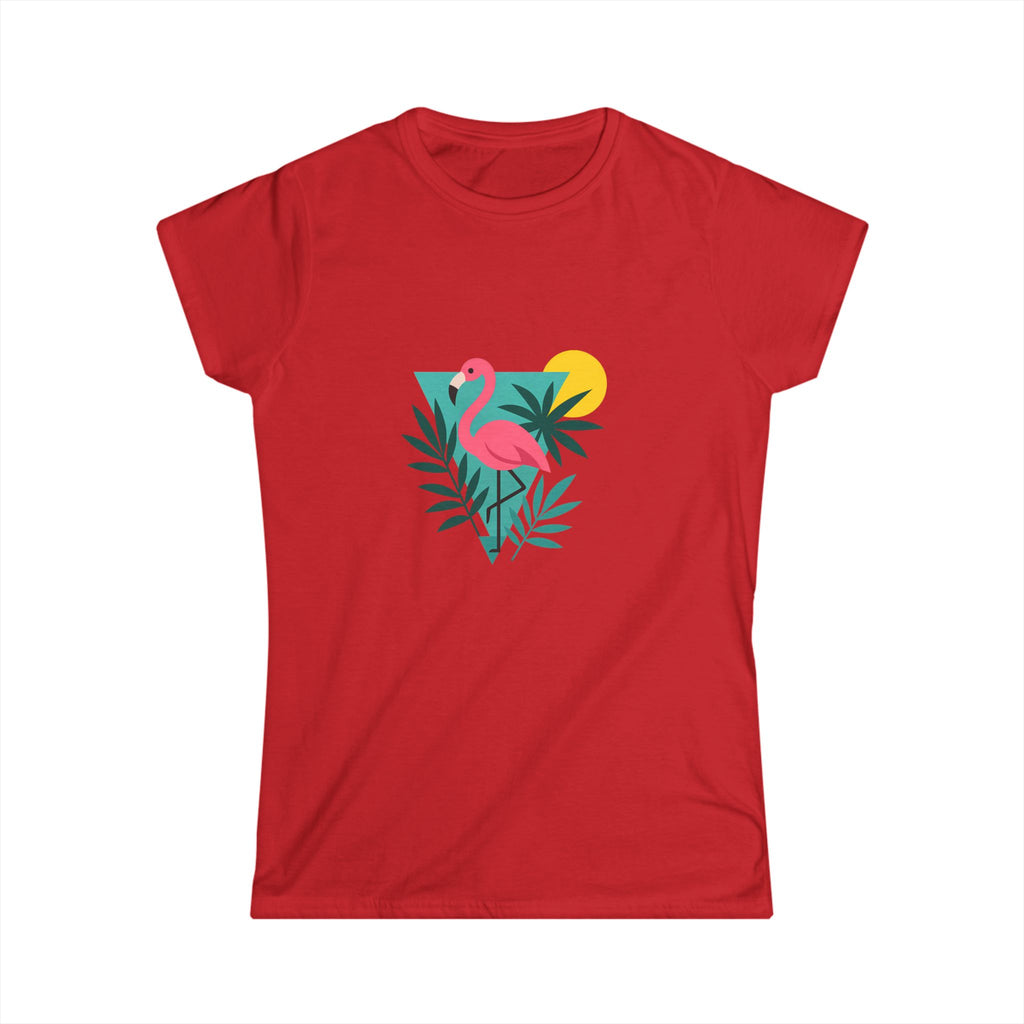 Summer-ready flamingo print tee styled with a sunhat

