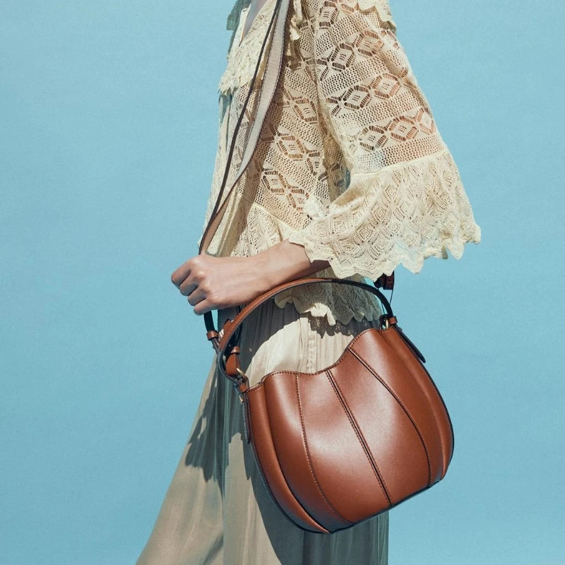 Small Bucket Bag – adjustable 102 cm strap for shoulder or crossbody