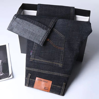 Tailored Men's Straight Jeans in Stonewashed Blue – Perfect Match for Jackets and Hoodies 