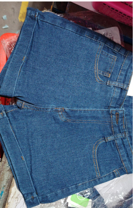 Trendy washed denim shorts – high waist casual women’s wear