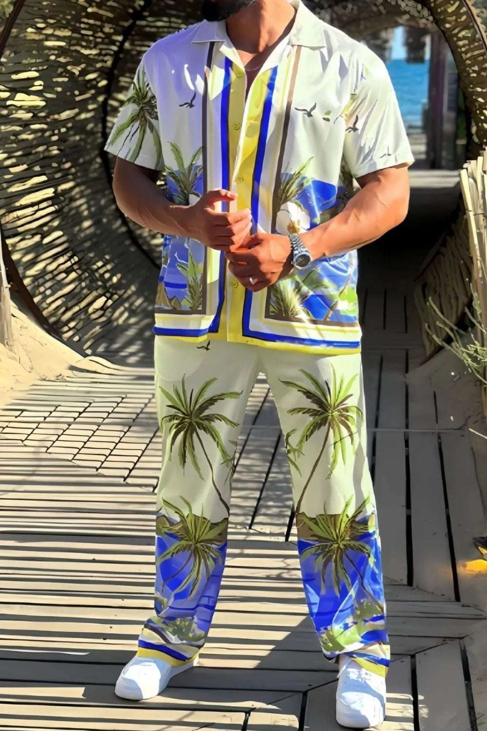 Comfortable printed loungewear set for men in extended sizes

