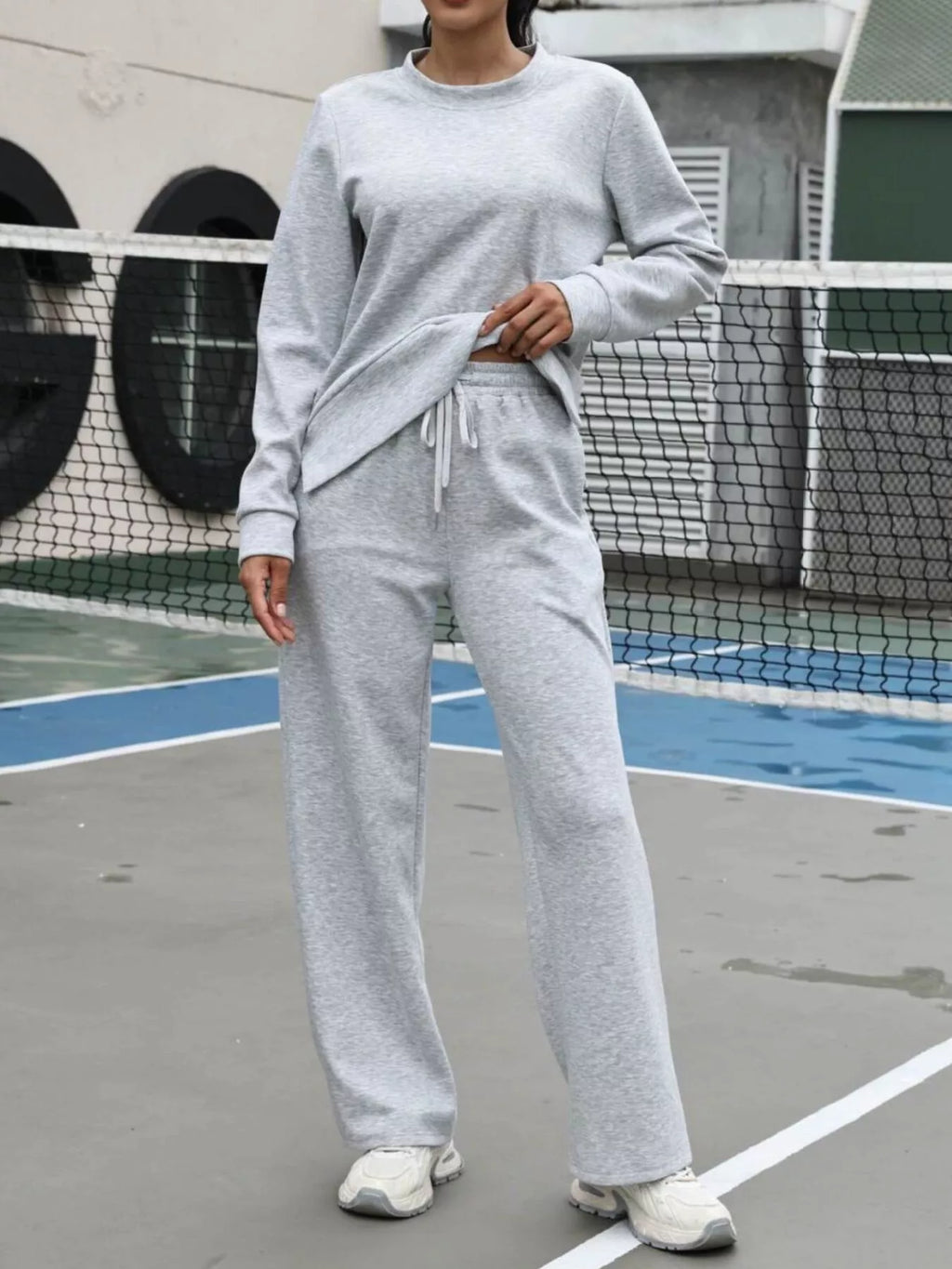 Women's Matching Sweatshirt and Pants Set - Comfort