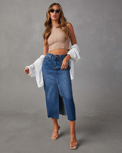 Vacation Looks – Slimming Denim Skirt With Breezy Tops