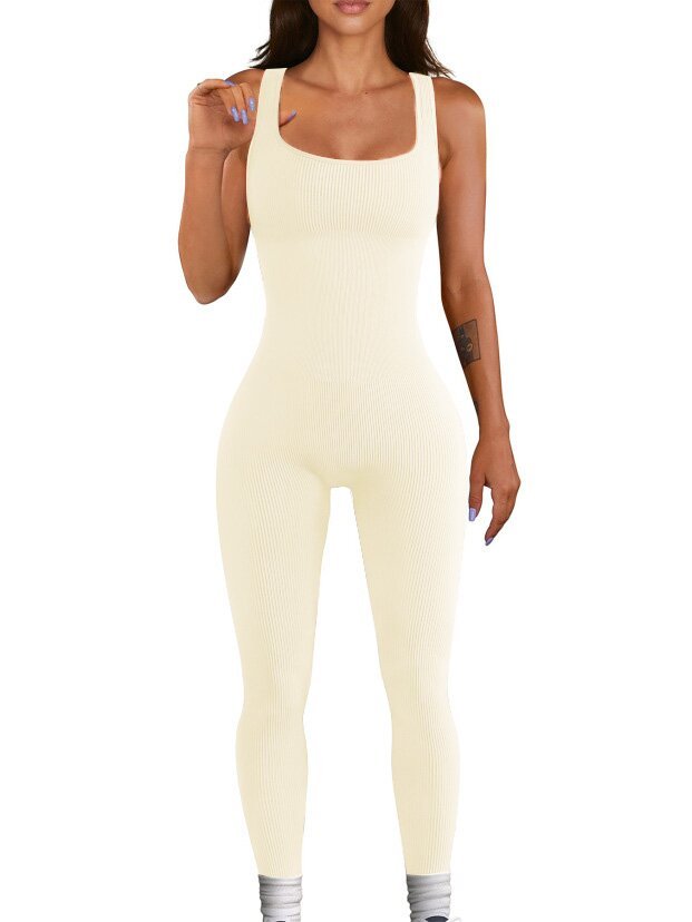 Everyday wear tank with modern button-down design

