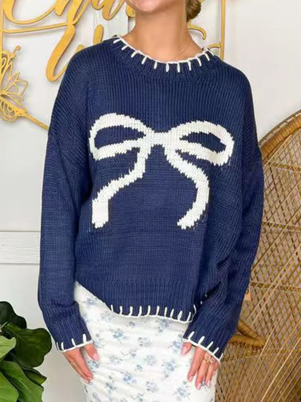 Warm Long Sleeve Sweater with Feminine Bow – Get Yours