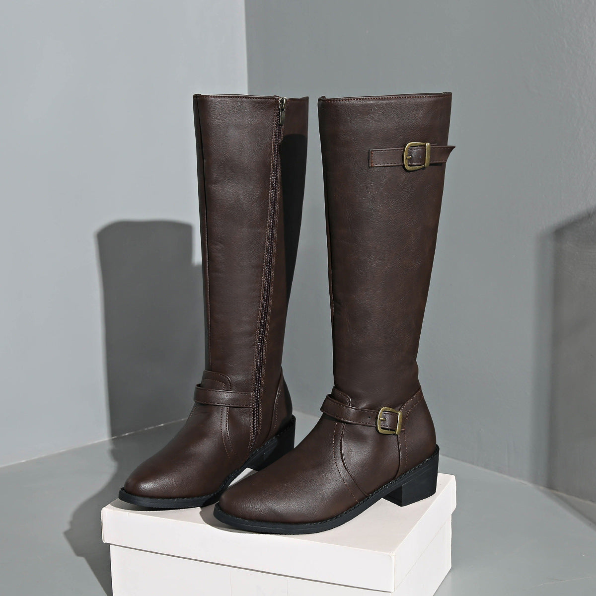 Women's Frye boots packaging presentation delivery condition