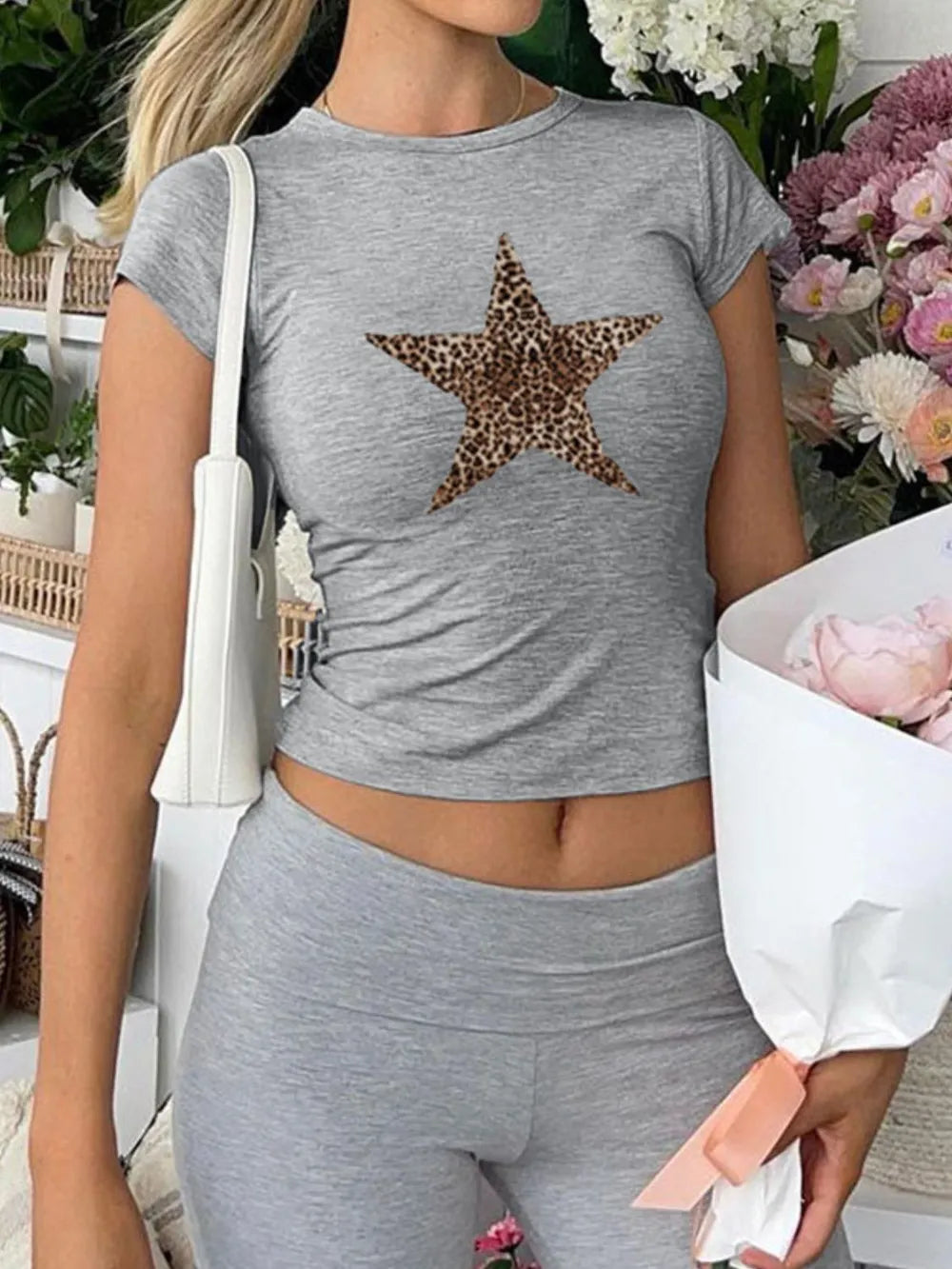 Women’s Round Neck Short Sleeve T-Shirt – Lightweight, Breathable Style