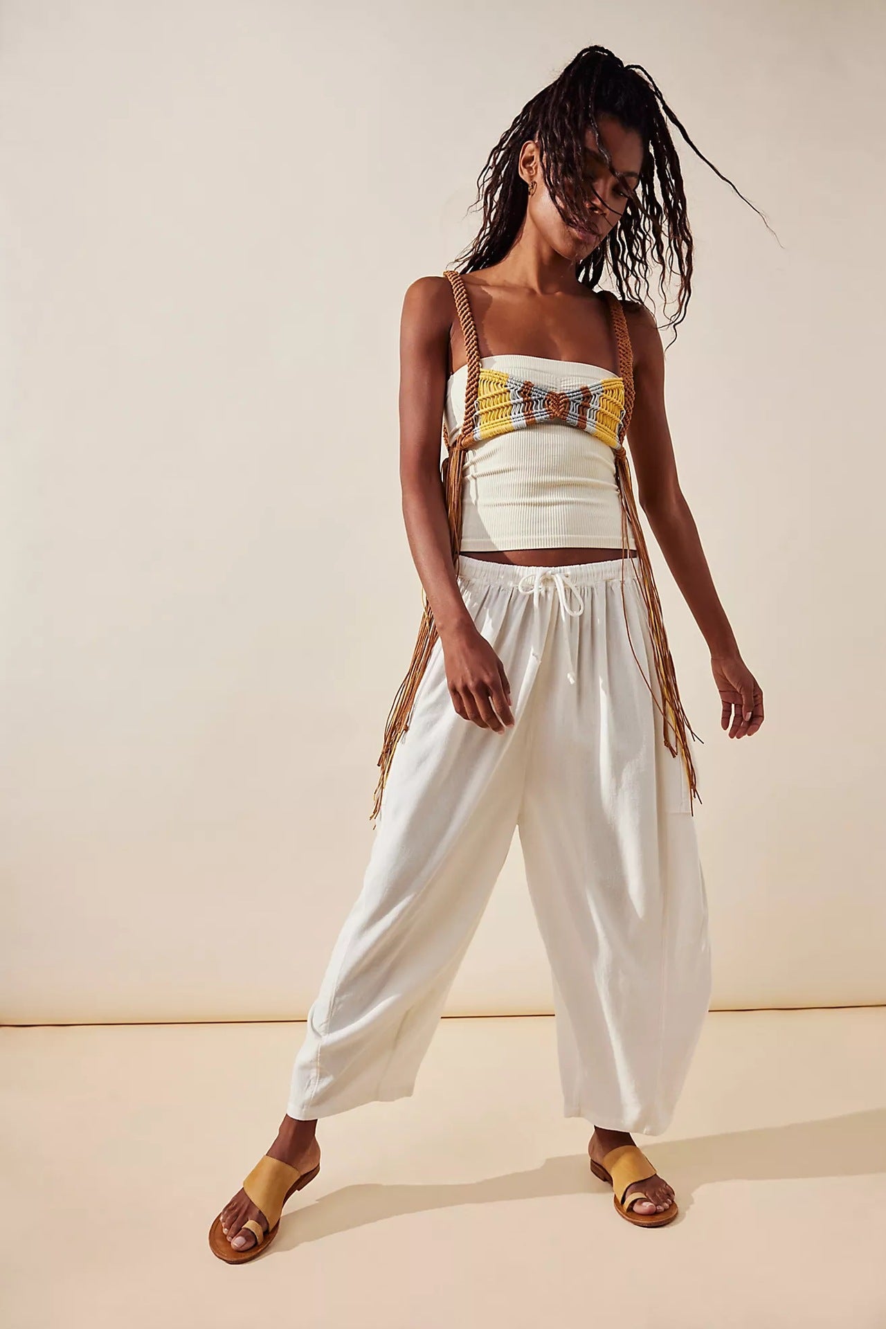 cropped wide leg trousers women off-white clean silhouette