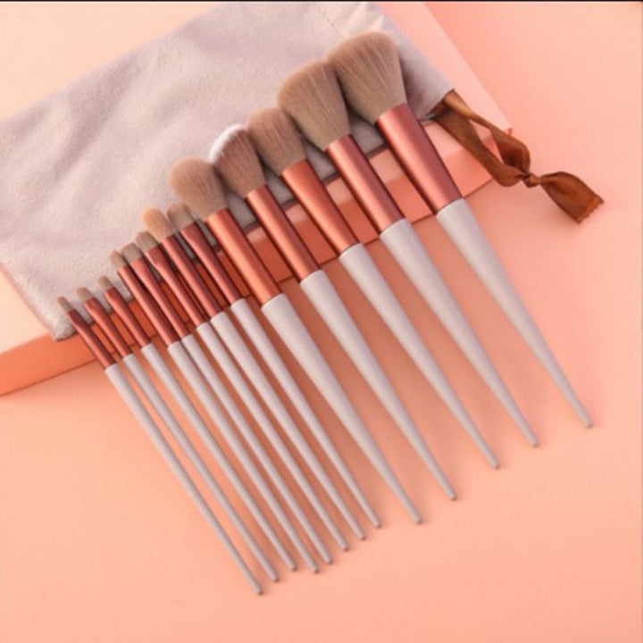 Soft Makeup Brushes for Flawless Daily Looks