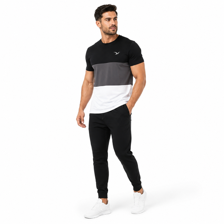 Men’s short sleeve 3D print t-shirt styled with joggers and white sneakers