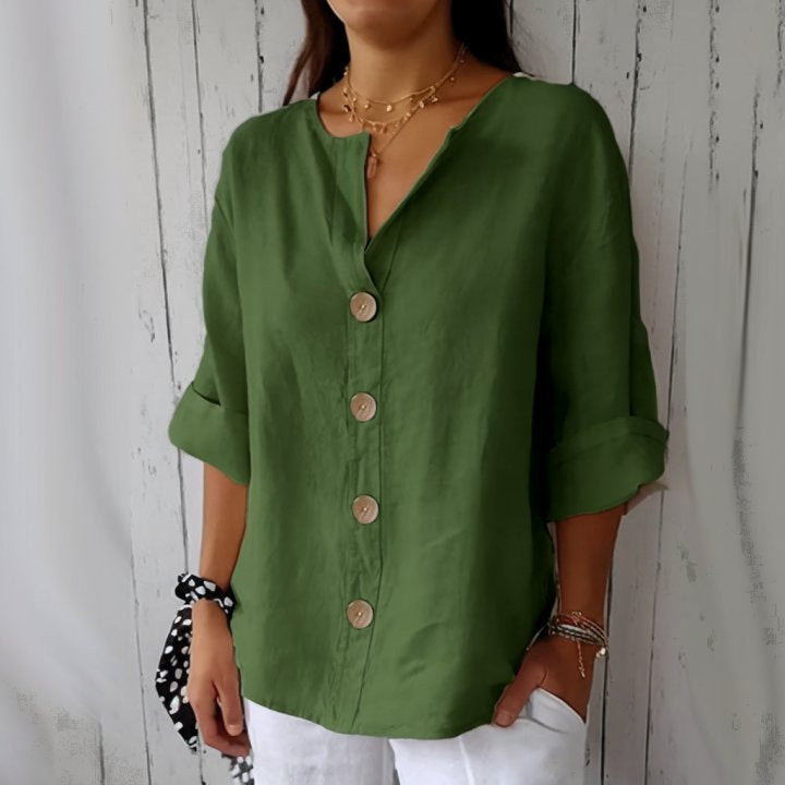 close up loose fit women&
