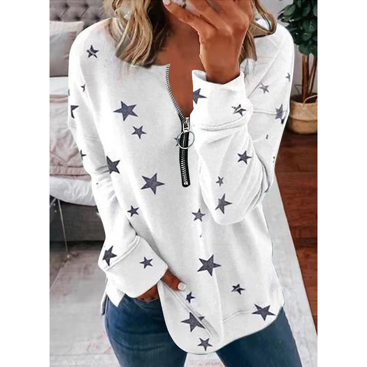 women’s star print sweatshirt loose silhouette everyday casual styling