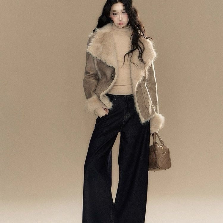 Suede Fur Trimmed Women’s Coat – Effortless Winter Luxury