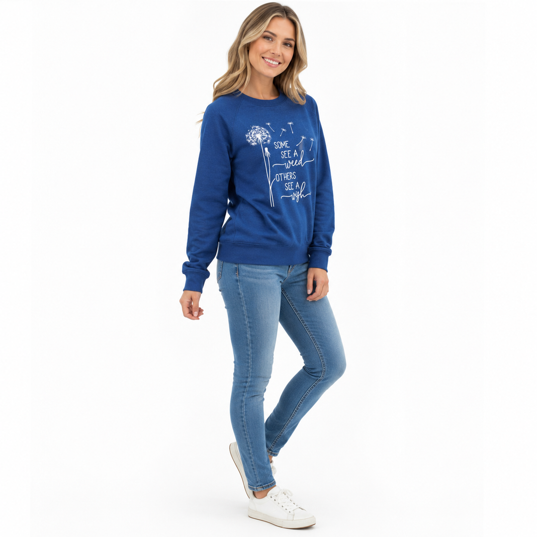 Blue quote print sweatshirt for women with relaxed fit, comfortable cotton sweater blend and standout casual wardrobe appeal.