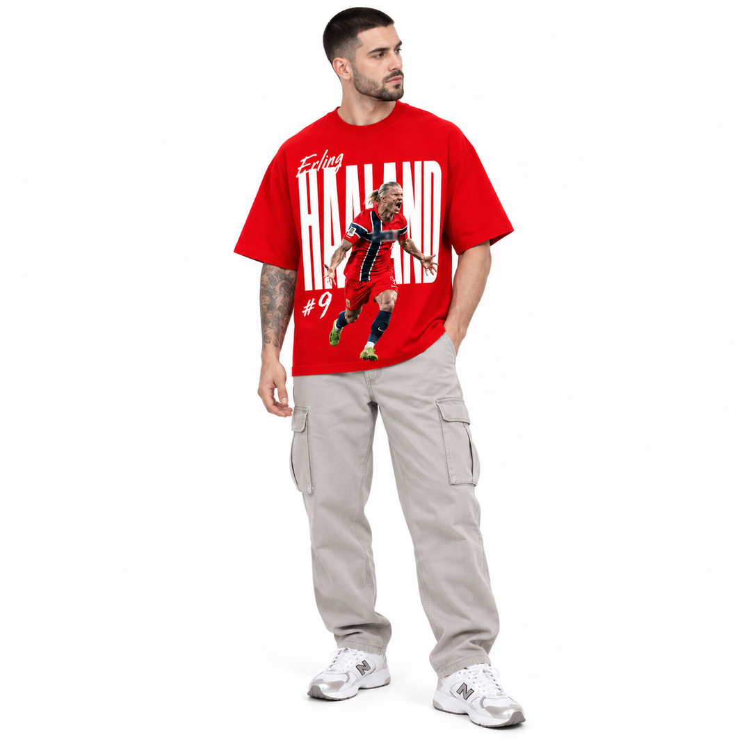 Red Haaland T-shirt second full-body model styling