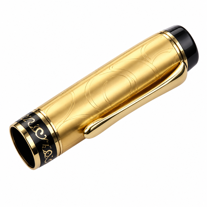 Close-up of the Gold Black pen cap, gold clip and decorative pattern