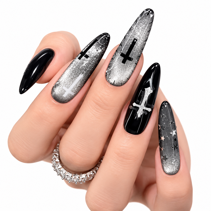 Long press on nails glitter and black nail detail
