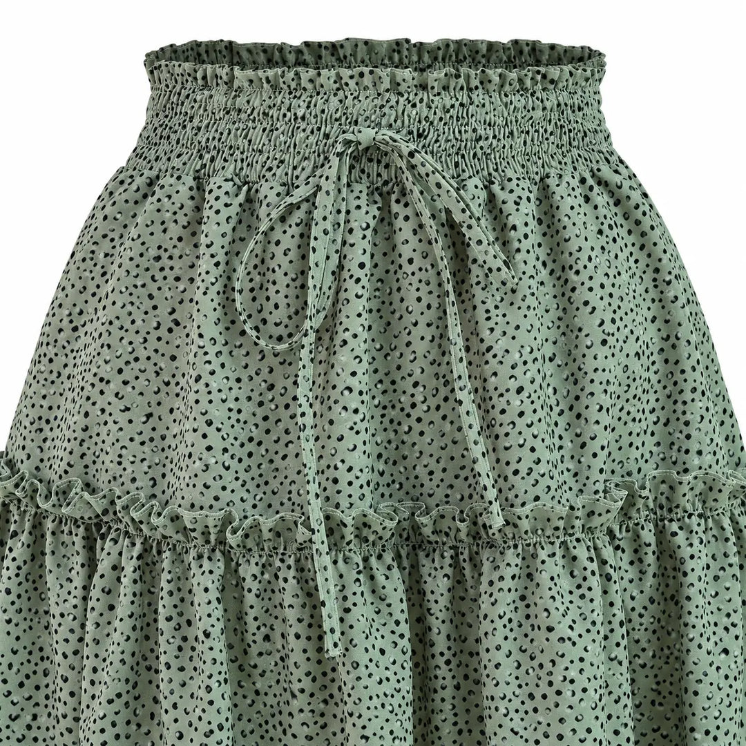 Close-up of the green skirt&
