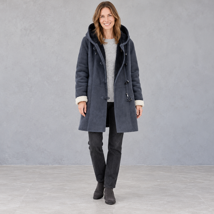 Model wearing the navy blue women&